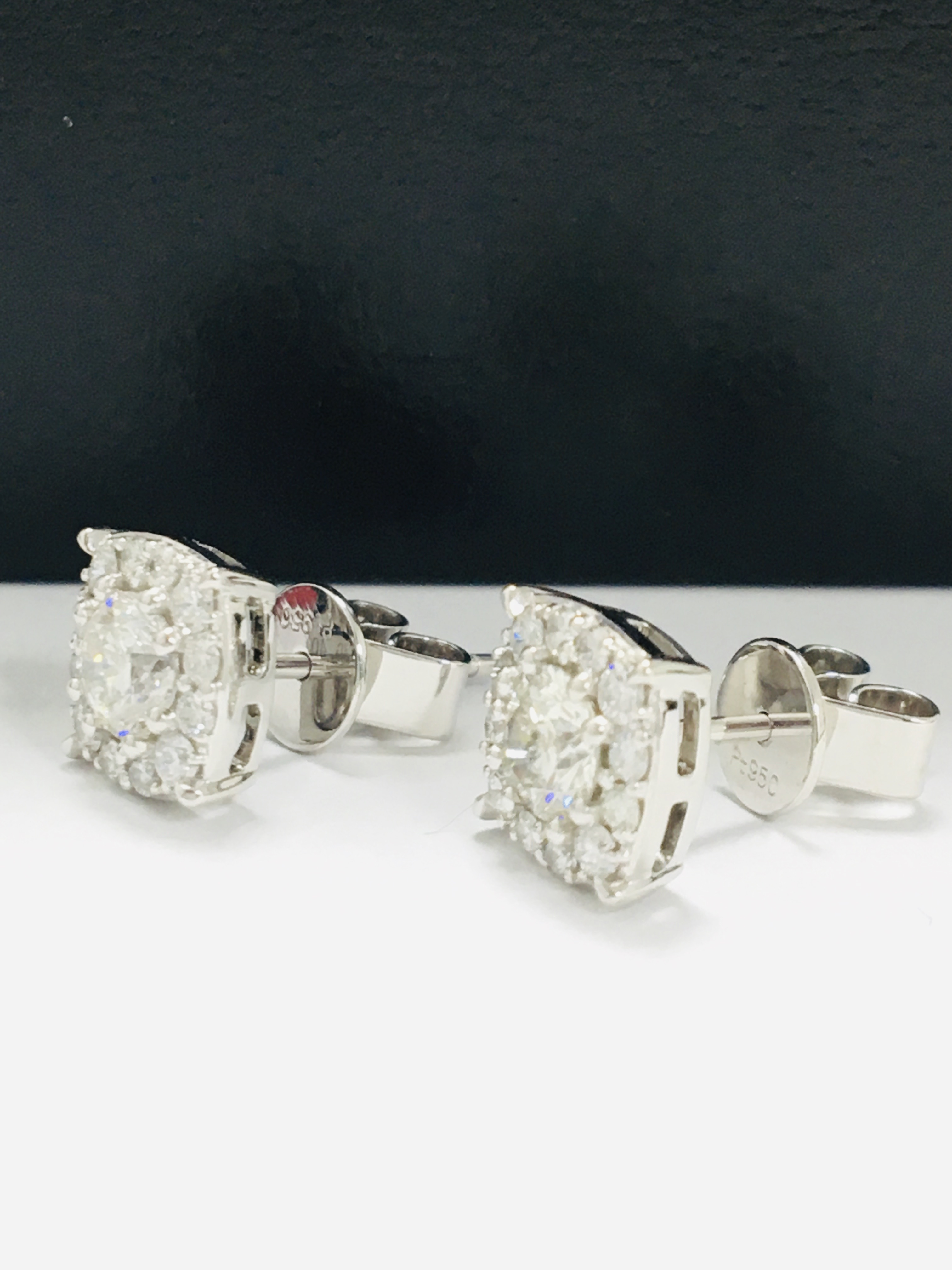 Bague OR massif 18k + perle+ diamants Bijou ancien gold ring 19e siècle Bague OR massif 18k + perle+ diamants Bijou ancien gold ring 19e siècle