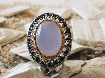 Bague chevalière en argent et calcédoine bleue 2