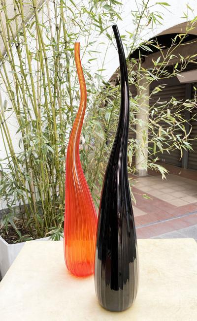 Renzo STELLON - édition Salvatia - Paire de vases Aria noir et orange, 2009 2