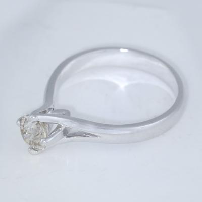 White gold Solitaire Diamond Ring 2