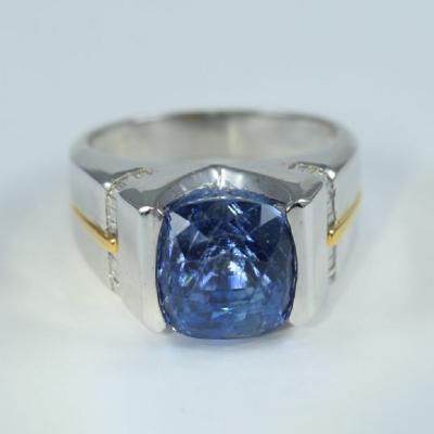 White and Yellow Gold Blue Sapphire & Diamond Ring 2