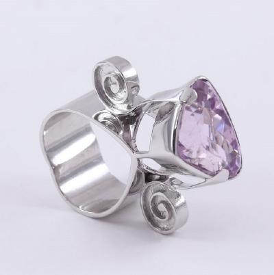 White Gold Kunzite Cocktail Ring 2
