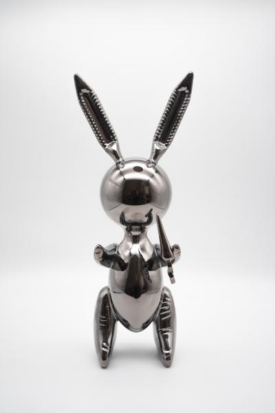 Editions Studio d’après Jeff Koons - Grand Black Rabbit - Sculpture 2