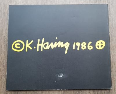 Keith HARING - Untitled, 1986 - Dessin sur page de garde de catalogue 2