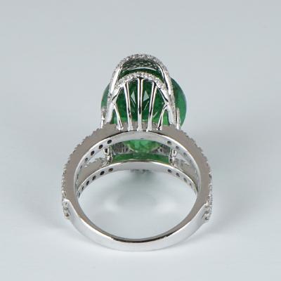 Bague en or blanc avec tsavorite grenat et diamants 2