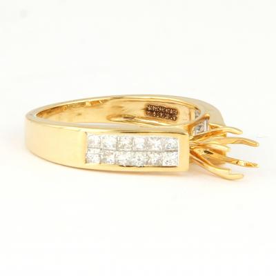 Bague en or jaune avec diamants latéraux (pierre centrale non monté) 2