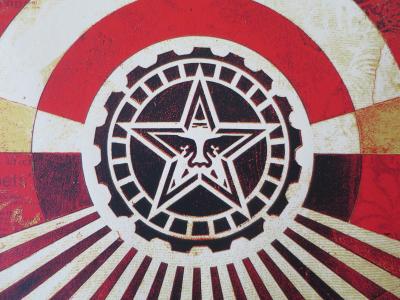 Shepard FAIREY (Obey) - Tunnel Vision Version Gold, 2018 - Sérigraphie signée à la main 2