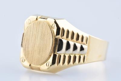 Bague chevalière homme  en or jaune 2