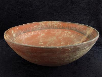 Ancien bol en terre cuite décoré à la Nouvelle Babylone 2