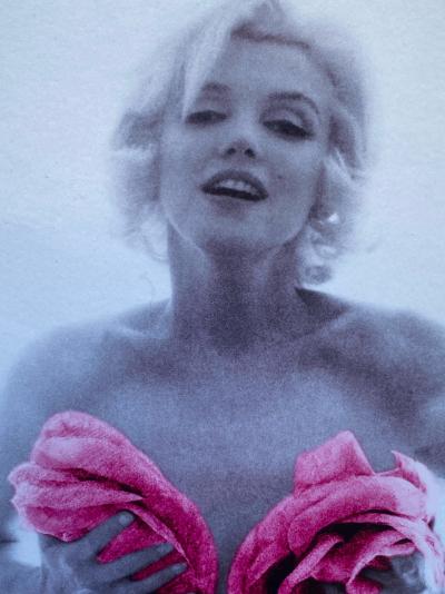 BERT STERN - Marilyn Pink Roses, 1962/2011 - Tirage pigmentaire signé 2