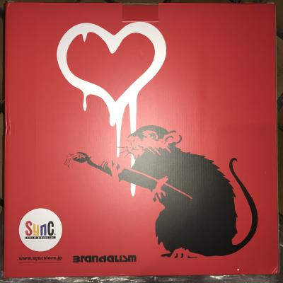 BANKSY (d’après) - Love rat (red) - Sculpture en polymère 2