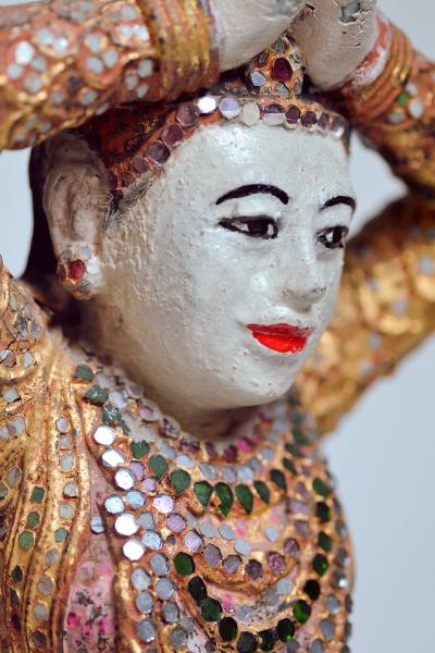 Birmanie - Figure de Nat (esprit tutélaire) en bois 2