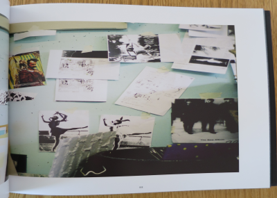 Steve LAZARIDES - Banksy Captured [Deluxe Black Limited Edition], 2020 - Livre d’artiste 2