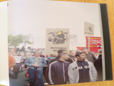 Steve LAZARIDES - Banksy Captured [Deluxe Black Limited Edition], 2020 - Livre d’artiste 2