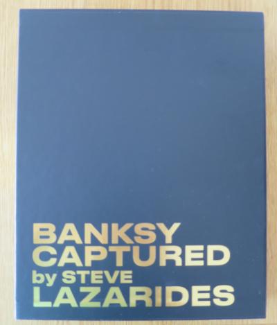 Steve LAZARIDES - Banksy Captured [Deluxe Black Limited Edition], 2020 - Livre d’artiste 2