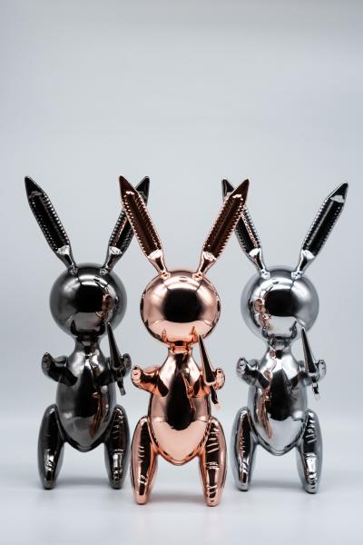 Editions Studio d’après Jeff Koons - Grand Rabbit Rose Gold - Sculpture 2