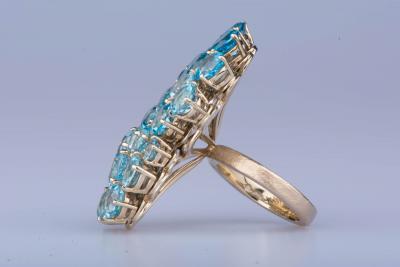 Bague en or jaune et topazes 2