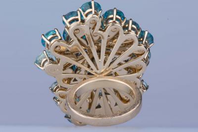 Bague en or jaune et topazes 2