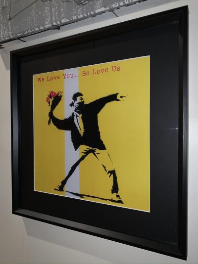 Banksy (d’après) - Lanceur de fleurs  - Impression sérigraphique sur carte 2
