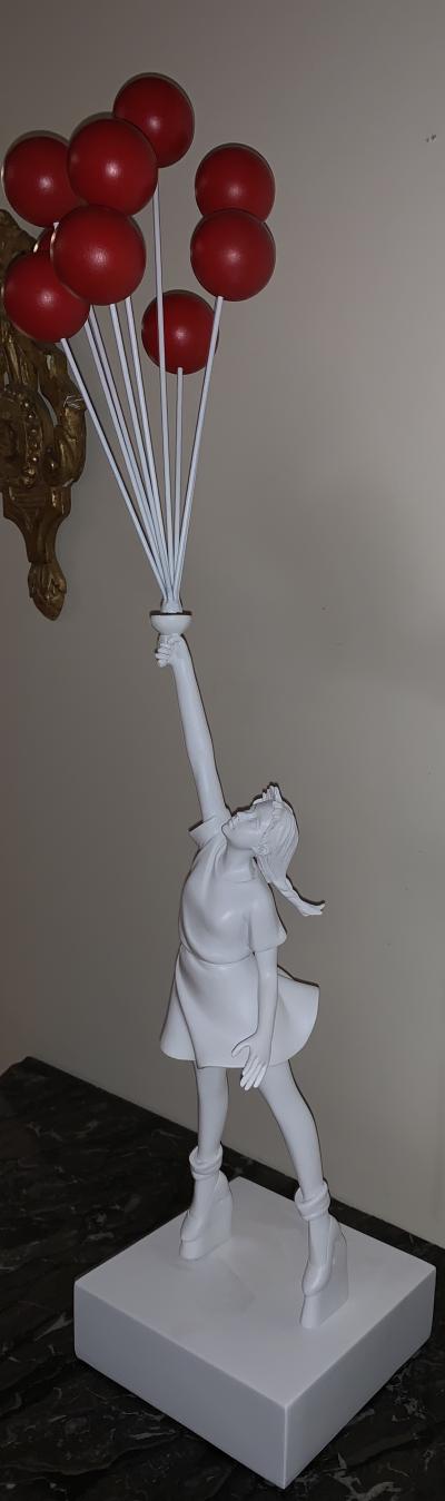 BANKSY (after) - Flying Balloons Girl, 2019 - Sculpture 2