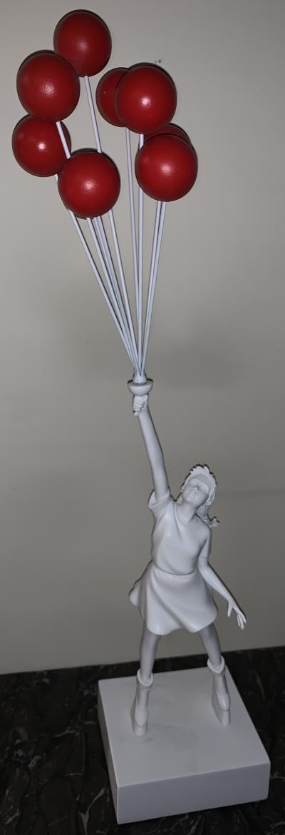 BANKSY (after) - Flying Balloons Girl, 2019 - Sculpture 2