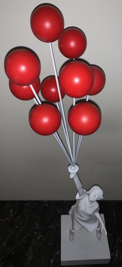 BANKSY (after) - Flying Balloons Girl, 2019 - Sculpture 2