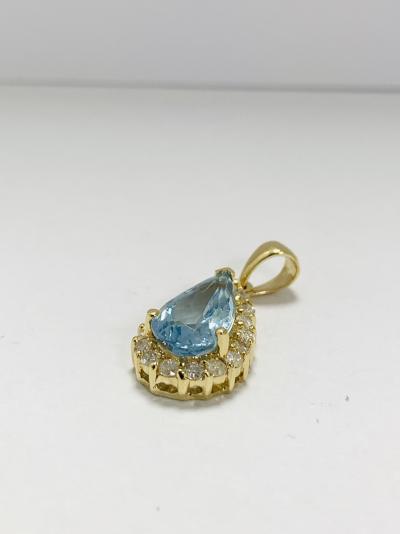 14ct Yellow Gold Aquamarine and Diamond pendant 2