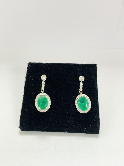 14k White Gold Pair Of Earrings Two Natural Emeralds 2