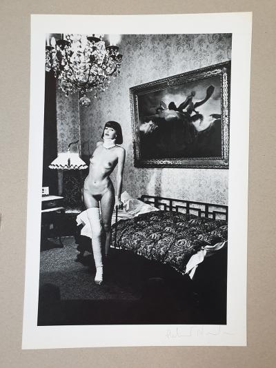 Helmut NEWTON - Jenny Capitain, Pension Dorian Berlin, 1977 , Photolithographie 2