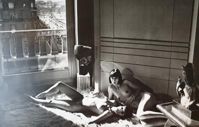Helmut NEWTON - Mannequins Quai d’Orsay II, 1977, Photolithographie 2