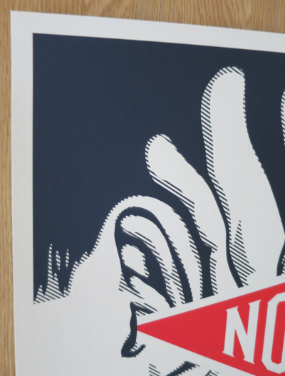 Shepard FAIREY (Obey) - Noise and Lies Cream, 2018 - Sérigraphie signée au crayon 2