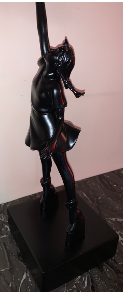 BANKSY (d’après) - Flying Balloons Girl, 2019 - Sculpture 2
