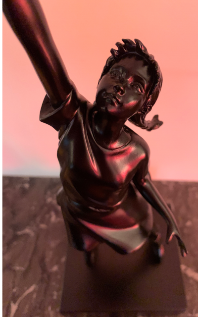BANKSY (d’après) - Flying Balloons Girl, 2019 - Sculpture 2