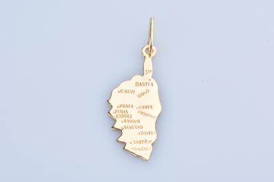Pendentif Corse en or jaune 18 carats 2
