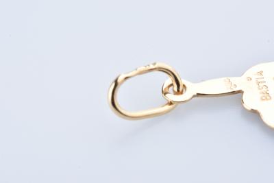 Pendentif Corse en or jaune 18 carats 2