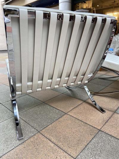 Mies VAN DER ROHE - Fauteuil Barcelona blanc, 2020 2