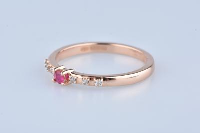 Bague Mauboussin en or rose, rubis et diamants 2