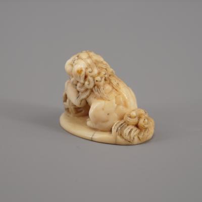 Japon - Netsuke en ivoire - Période Edo 2