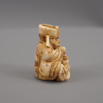 Japon- Netsuke représentant Enma-o, fin XIXème siècle 2