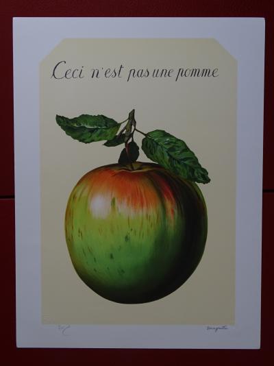 René MAGRITTE - Ceci n’est pas une pomme - Lithograph  - 2010 2
