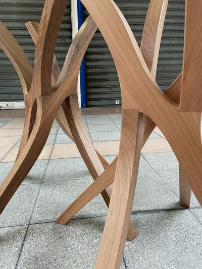 Xavier MICLET - Table VRILLE en noyer, circa 2000 2