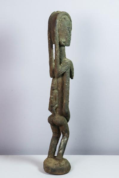 Mali, Dogon - Statue en bois à patine croûteuse 2
