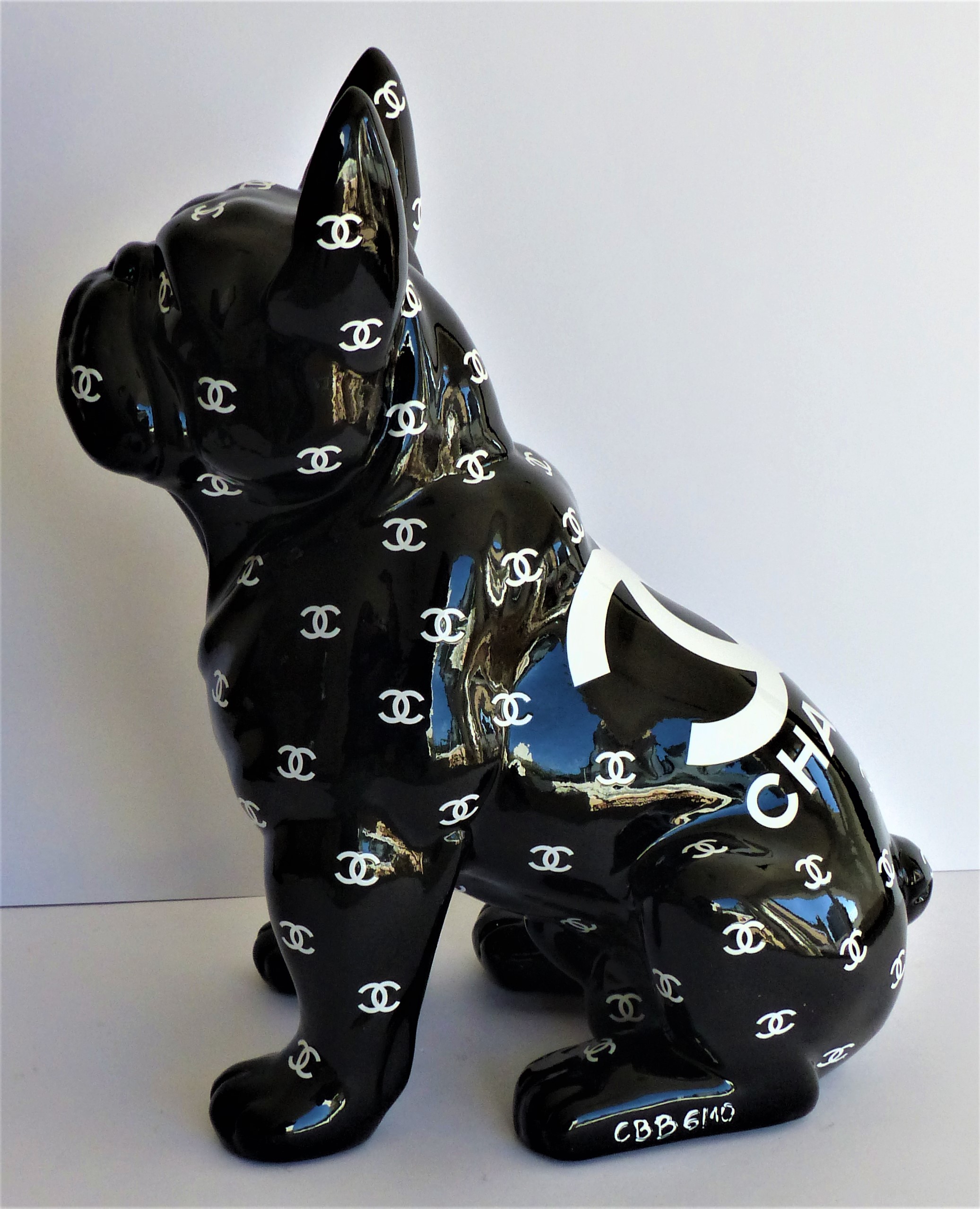 Patrick KONRAD - Louis Vuitton Bulldog - Sculpture - Revelations - Plazzart