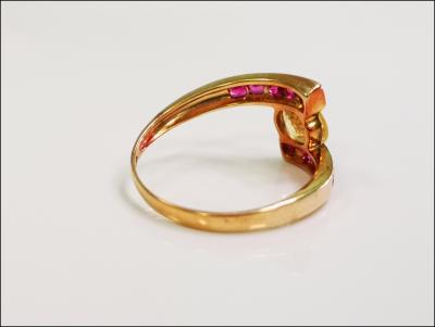 Bague en or jaune saphir jaune rubis 2