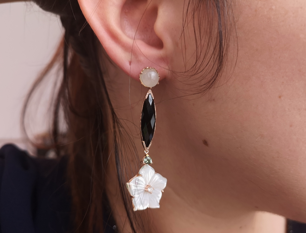 Boucles D'oreilles Pierre De Lune Et Nacre Sur Argent 925 - Poids 3.0g, Occasion