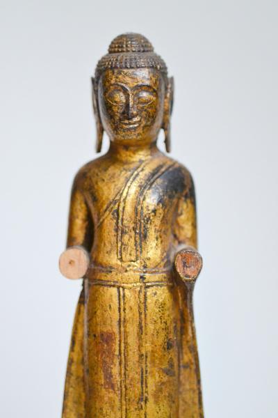Thailande- Bouddha debout en bois doré,  période Ayutthaya 2