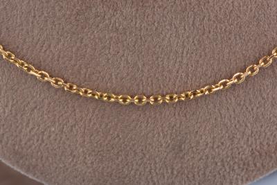 Collier chaine longue en or jaune 18 carats. Maille forçat 2