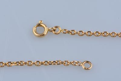 Collier chaine longue en or jaune 18 carats. Maille forçat 2