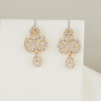 Collier diamant en or jaune avec boucles d’oreilles pendantes 2