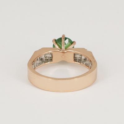 Bague en or rose grenat tsavorite et diamant 2